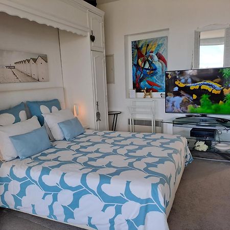 Grand Loft De 60M2 Tres Lumineux Tres Belle Vue Sur Mer Erquy Eksteriør bilde